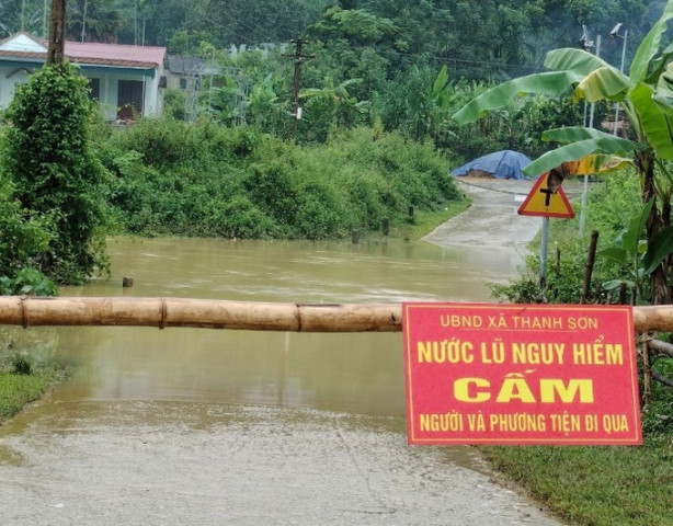 Thanh Hóa chủ động ứng phó với mưa lớn, nguy cơ ngập lụt, lũ quét, sạt lở đất