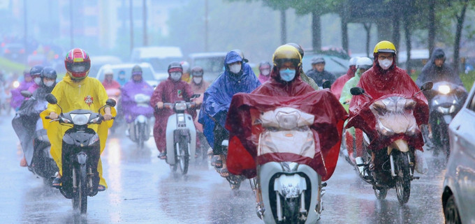 Dự báo thời tiết ngày 9/8: Mưa dông tiếp diễn ở miền Bắc, đề phòng lũ quét, sạt lở đất