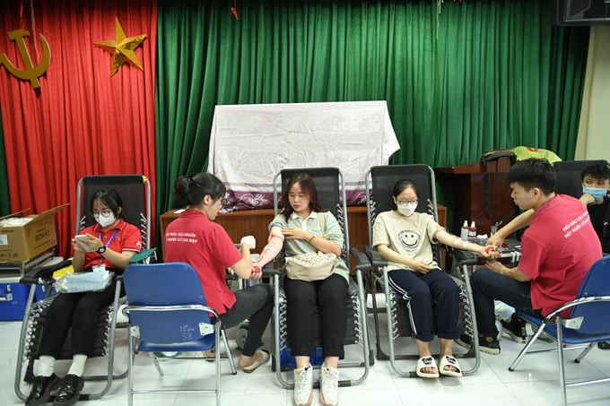 Chương trình hiến máu Chong chóng Hồng 2023: "Chong chóng Hồng gọi gió - Đón yêu thương"