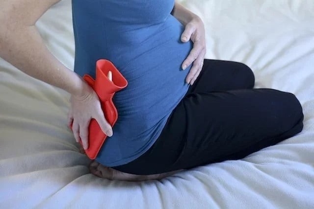 7 cách chống đau thần kinh tọa khi mang thai