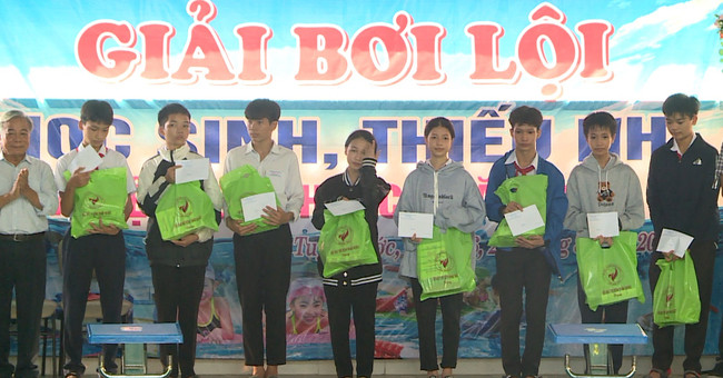 Bình Định: Khai mạc giải bơi lội học sinh, thiếu nhi huyện Tuy Phước năm 2023