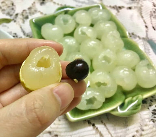 Cách dùng hạt nhãn điều trị viêm mũi dị ứng, đau dạ dày và ghẻ lở