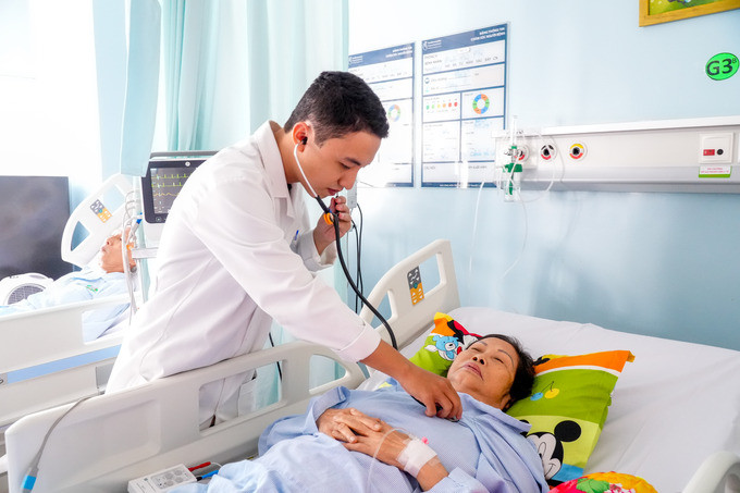 TPHCM: Bệnh viện Quân y 175 cứu sống bệnh nhân bị kẹt van nhân tạo do huyết khối