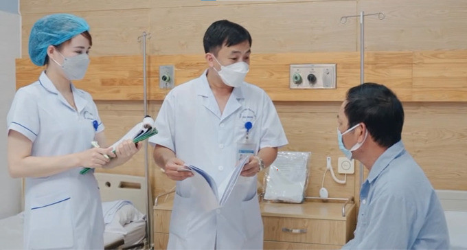 Hải Phòng: Bệnh viện Hữu nghị Việt Tiệp phẫu thuật cho bệnh nhân 79 tuổi bị tình trạng rò rỉ nước tiểu suốt hơn 60 năm