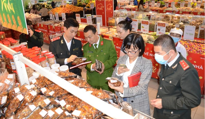 Nghệ An tăng cường công tác thanh tra, kiểm tra an toàn thực phẩm dịp Tết Trung thu