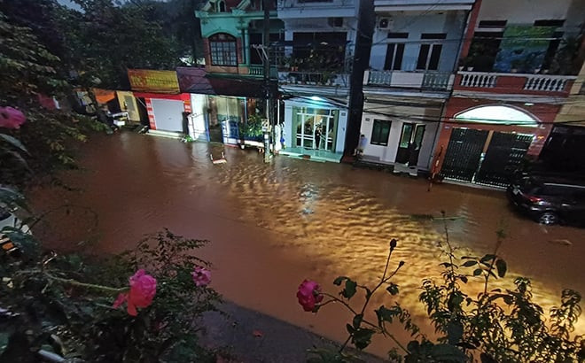 Yên Bái chủ động ứng phó với mưa lớn kèm theo dông, lốc, sét đánh và gió giật mạnh
