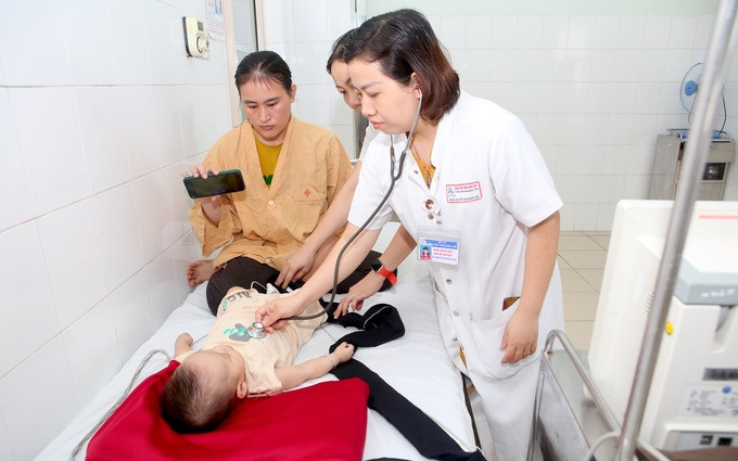 Bệnh viện Trung ương Huế điều trị cho bệnh nhi 9 tháng tuổi mắc bệnh cơ tim phì đại