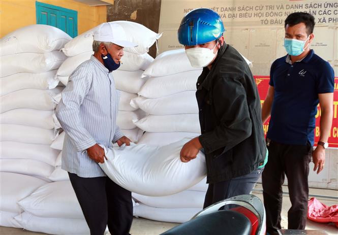 Xuất cấp gạo cho 6 địa phương hỗ trợ nhân dân thời gian giáp hạt năm 2023