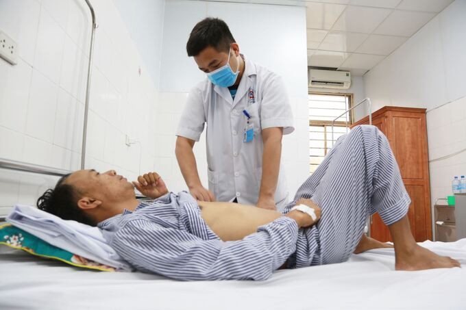 Bệnh viện Đa khoa tỉnh Quảng Ninh phẫu thuật nội soi sửa chữa cơ hoành bị nhão cho 1 bệnh nhân 48 tuổi