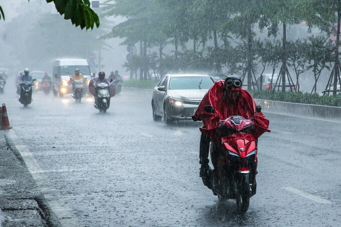 Dự báo thời tiết ngày 17/9: Bắc Bộ có mây, mưa rào và dông, Nam Bộ có mưa to