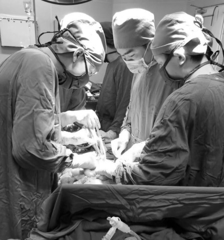 Quảng Ninh: Bệnh viện Đa khoa khu vực Cẩm Phả phẫu thuật cấp cứu trường hợp bệnh nhân 77 tuổi bị vỡ động mạch chủ bụng