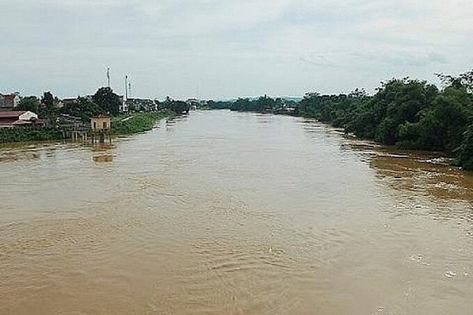 Thanh Hóa chỉ đạo khẩn sơ tán dân, tuần tra canh gác đê trước tình hình mưa lớn trên diện rộng