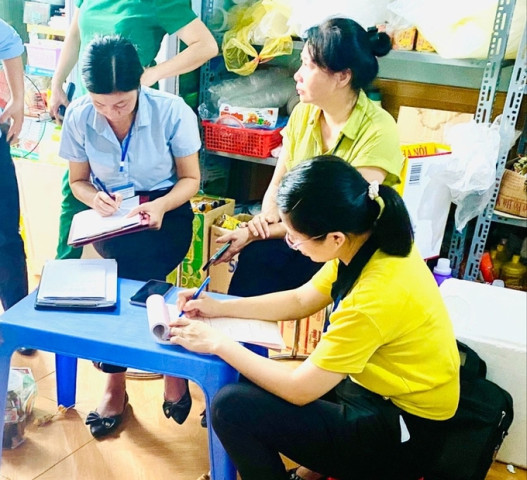 Lào Cai xác minh trường hợp 5 học sinh nghi ngộ độc sau khi uống trà sữa tự làm trong tiết trải nghiệm môn Hóa học