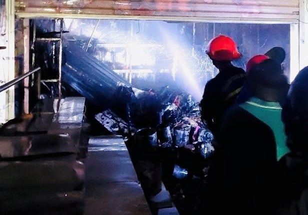 Quảng Bình xảy ra cháy lớn ở chợ Ba Đồn
