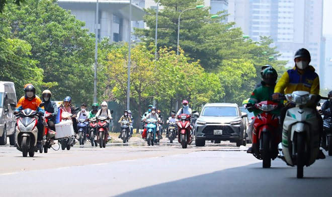 Dự báo thời tiết ngày 4/10: Khu vực Bắc Bộ trời nắng, Trung Bộ, Nam Bộ mưa rào