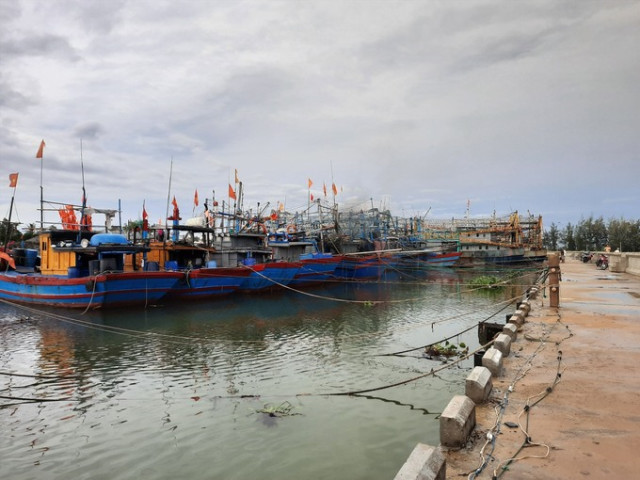 Quảng Nam gia tăng các biện pháp ứng phó, cấm biển từ 16h ngày 17/10