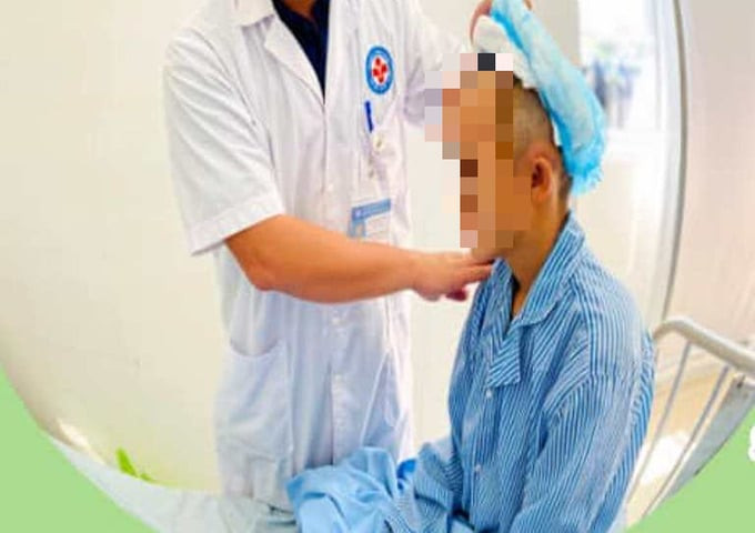 Quảng Ninh: Trung tâm Y tế huyện Tiên Yên phẫu thuật cấp cứu cho thanh niên bị tai nạn giao thông khiến chấn thương sọ não