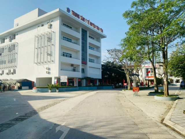 Quảng Ninh: Trung tâm Y tế huyện Tiên Yên phẫu thuật thành công khối u xơ tủ cung “khổng lồ” nặng 1,4 kg cho 1 phụ nữ 50 tuổi