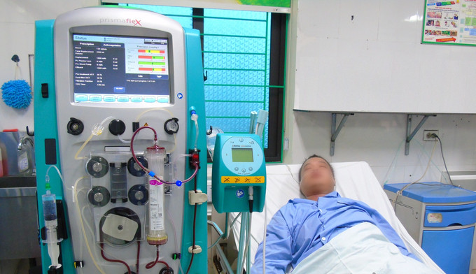 Phú Thọ: Trung tâm Y tế huyện Cẩm Khê lọc máu hấp phụ điều trị nhược cơ cấp