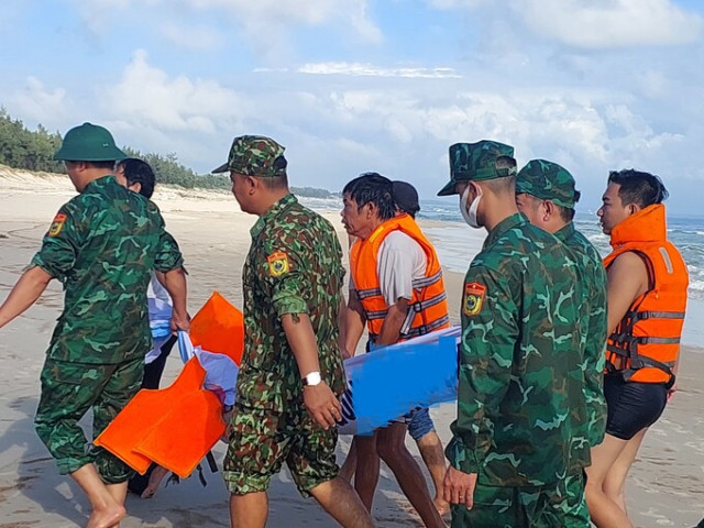 Quảng Trị: Tìm thấy thi thể học sinh mất tích khi tắm biển Cửa Việt sau 3 ngày tìm kiếm
