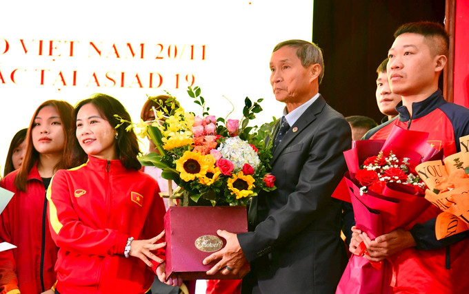 Hà Nội khen thưởng cán bộ, huấn luyện viên, vận động viên có thành tích xuất sắc đột xuất tại Đại hội Thể thao Châu Á lần thứ 19