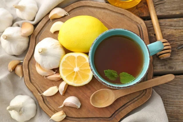 10 công dụng của trà tỏi