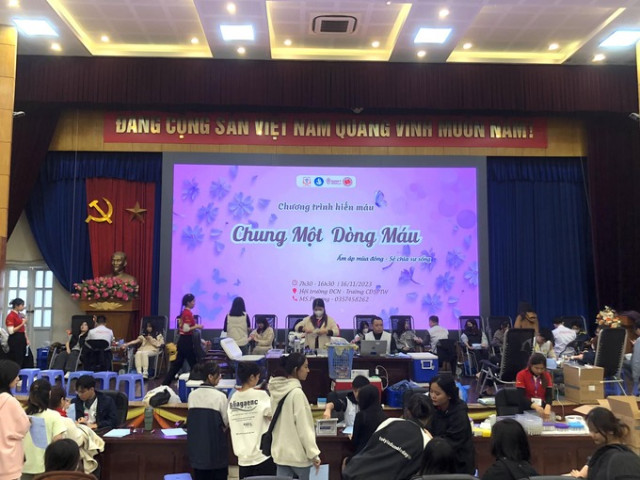 Câu lạc bộ máu Cao sư mẫu gửi gắm tình cảm ấm áp, những giọt máu quý giá cho hàng nghìn bệnh nhân