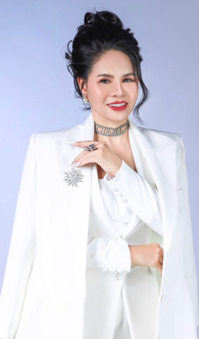 CEO Phan Thị Nhật Lệ và tâm huyết cùng thương hiệu Sức khỏe An Tâm Việt