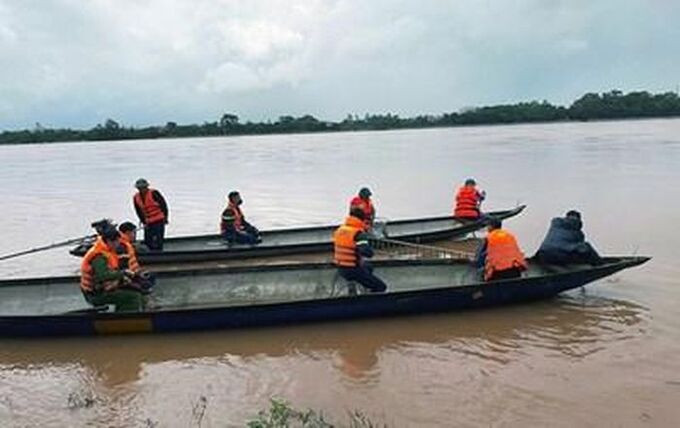 Quảng Bình: Mưa to đến rất to khiến nhiều nơi bị ngập lụt, chia cắt