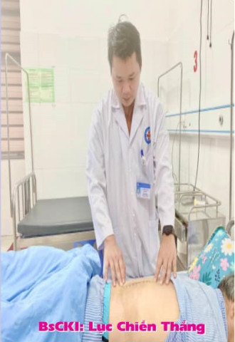 Quảng Ninh: Phẫu thuật cố định cột sống bằng vít qua cuống cho nam bệnh nhân 51 tuổi chấn thương cột sống do bị ngã