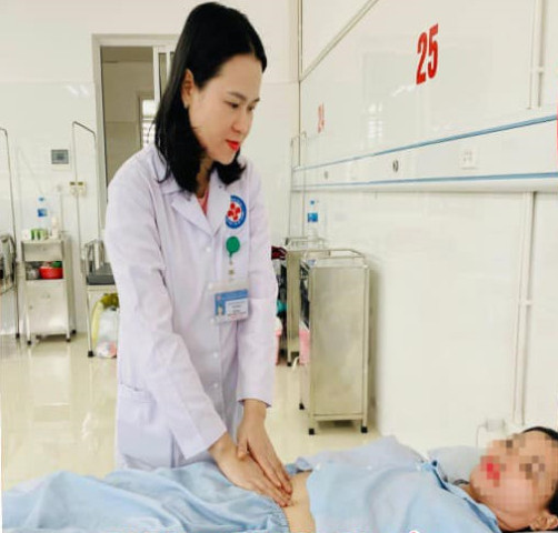 Quảng Ninh: Phẫu thuật nội soi cấp cứu kịp thời thai phụ bị vỡ u nang buồng trứng trái khi đang mang thai