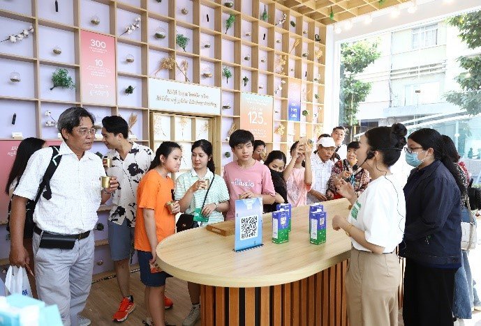 Vinamilk đánh dấu cột mốc quan trọng trong hành trình Net Zero, cho tương lai xanh bền vững