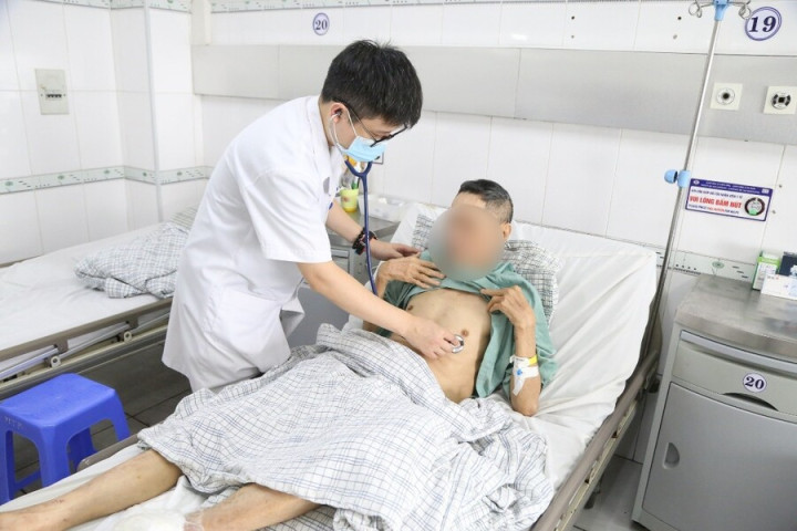 Phú Thọ: Điều trị cho 1 bệnh nhân bị hoại tử chân do thiếu máu mạn tính