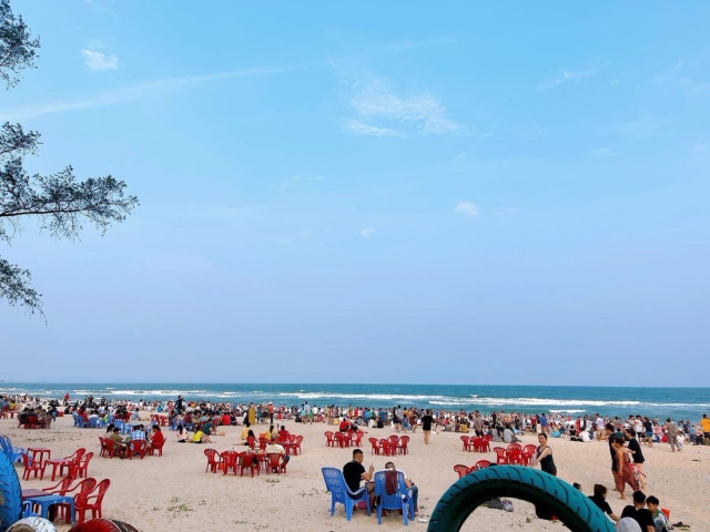 Bình Thuận: Một bé trai 7 tuổi đuối nước thương tâm khi đi tắm biển