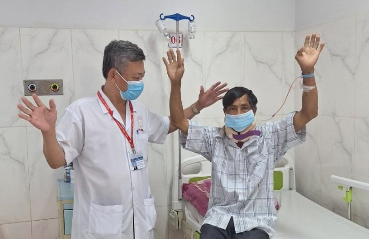 Đắk Lắk triển khai thành công phẫu thuật cột sống cổ cho người bệnh