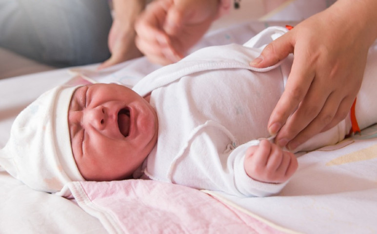 Thái Nguyên: Phẫu thuật nội soi cắt phình đại tràng cho bệnh nhi 25 ngày tuổi