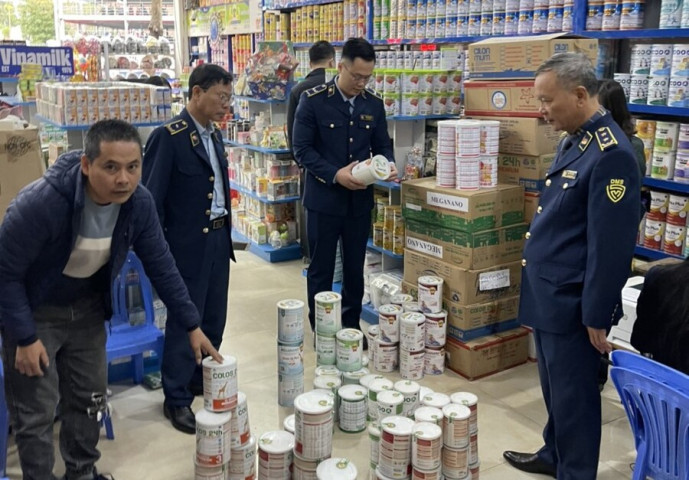 Vĩnh Phúc tạm giữ 5.364 sản phẩm sữa bột, thực phẩm dinh dưỡng nhập lậu