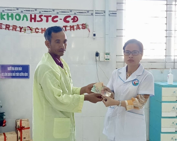 Gia Lai: Ba anh em ăn thịt và trứng cóc, trong đó 2 em tử vong