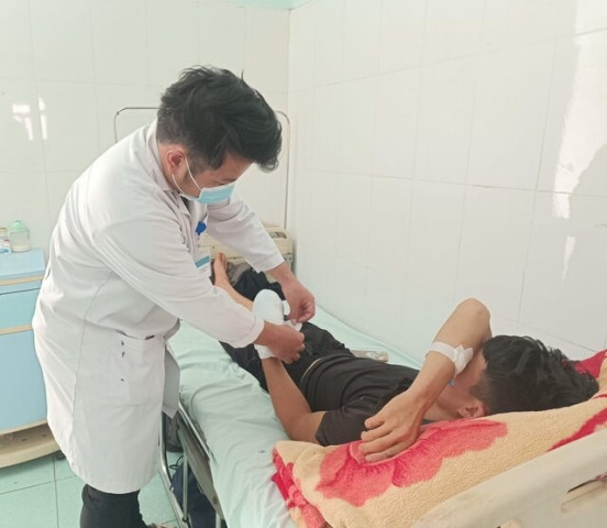 Đắk Nông: Hai trường hợp bị dập nát bàn tay do chế tạo pháo nổ