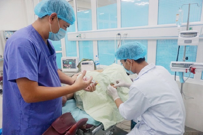 Quảng Ngãi hỗ trợ tiền ăn cho người bệnh và nhân viên y tế trực Tết Nguyên đán Giáp Thìn năm 2024