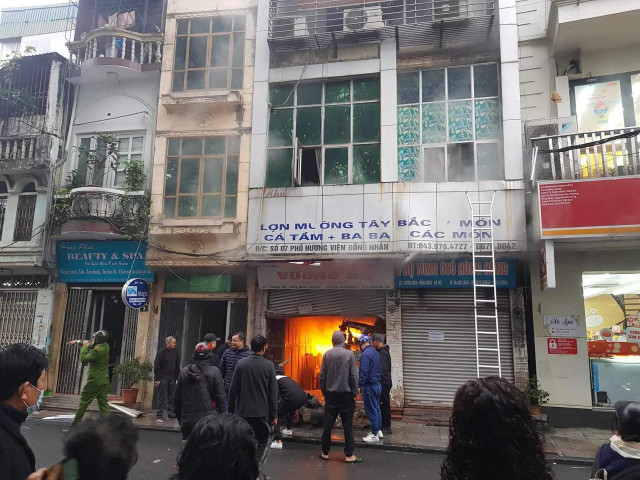 Hà Nội: Kịp thời xử lý sự cố cháy nhà dân ở phố Hương Viên