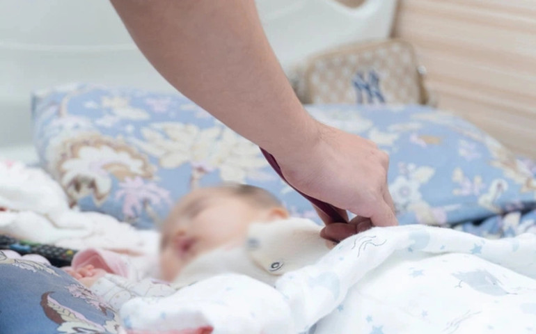 Phú Thọ: Điều trị thành công bệnh nhi 3 tháng tuổi nguy kịch do viêm phổi nặng, nhiễm khuẩn huyết có biến chứng nặng nề