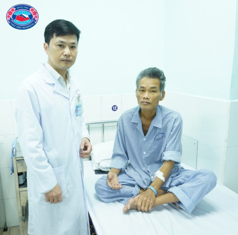 Hải Phòng nội soi mật tụy ngược dòng đặt stent ống mật chủ thành công cho người bệnh tắc ống mật do khối u lớn ở đầu tụy