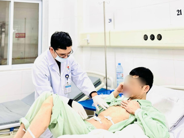 Quảng Ninh: Phẫu thuật cấp cứu thành công bệnh nhân người nước ngoài bị thủng tạng rỗng