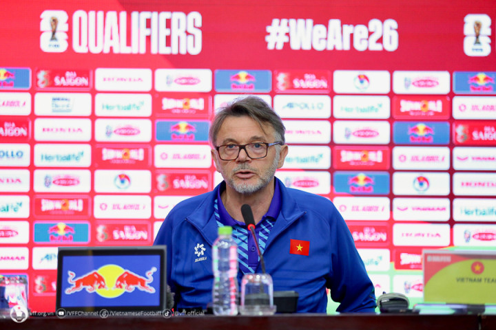 Liên đoàn Bóng đá Việt Nam và HLV Philippe Troussier cùng đi đến thỏa thuận chấm dứt hợp đồng