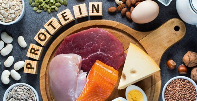 Tiêu thụ quá nhiều protein có thể dẫn đến đau tim và các vấn đề về tiêu hóa
