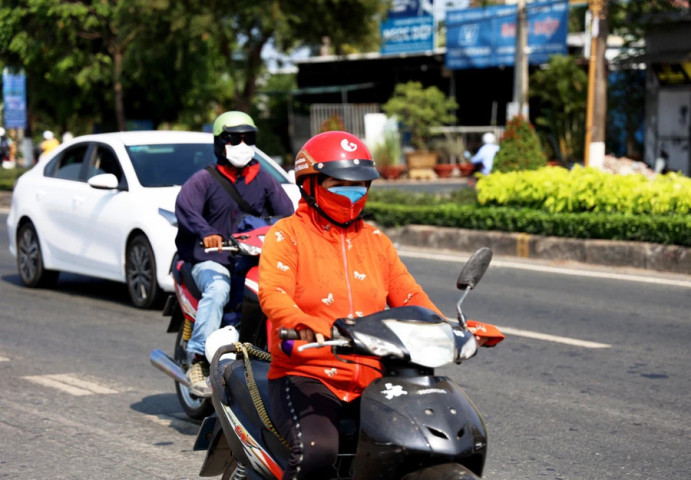 Cảnh báo nắng nóng ở nhiều khu vực trên toàn quốc