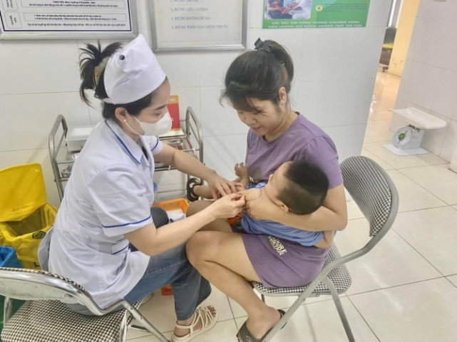 Hà Nội tăng cường công tác giám sát bệnh Sởi