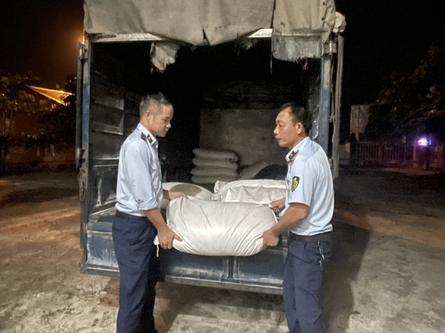 Quảng Trị xử phạt 50 triệu đồng 1 cá nhân kinh doanh đường cát nhập lậu