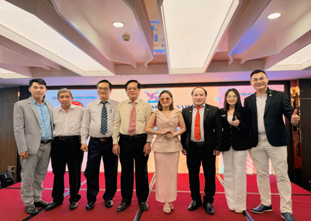 Lễ ký kết giữa Trung tâm UNESCO Văn hóa Thông tin Truyền thông, Hiệp hội Yến sào Việt Nam và Công ty CP Truyền hình Du lịch Việt Nam